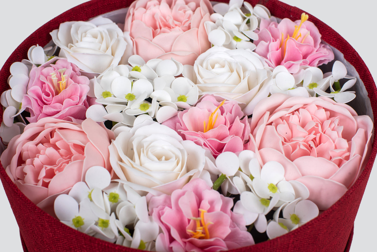 Caixa de flores variadas